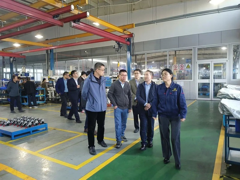 青島力克川液壓機械有限公司協(xié)辦國家標(biāo)準(zhǔn)審查會議在青島勝利召開!5.jpg 青島力克川液壓機械有限公司協(xié)辦國家標(biāo)準(zhǔn)審查會議在青島勝利召開!5.jpg